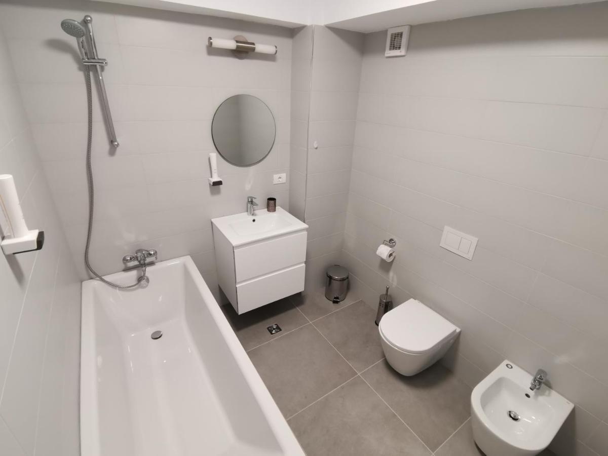 City Center Accomodation - 101 Reșița Dış mekan fotoğraf