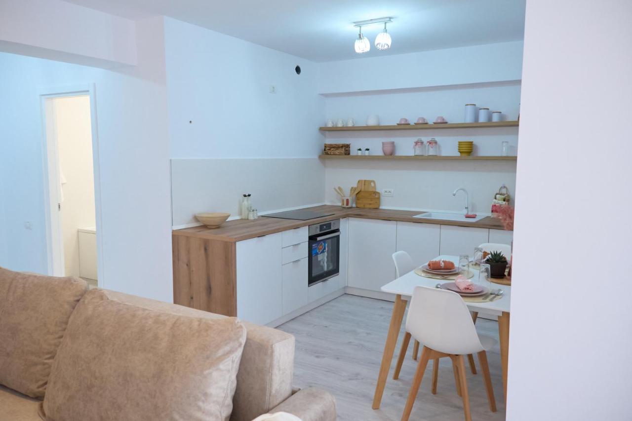 City Center Accomodation - 101 Reșița Dış mekan fotoğraf